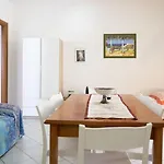 Easylife - Residenza Con Parcheggio A * 圣伊西多罗